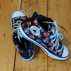 Unisex Chuck Taylor Converse Pirate Sneakers Size 3 Youth